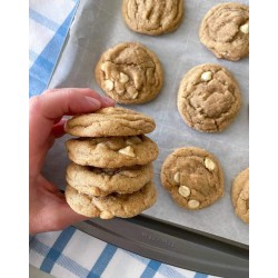 White Choco Chips 1kg | White Chocolate Chips for Baking & Desserts